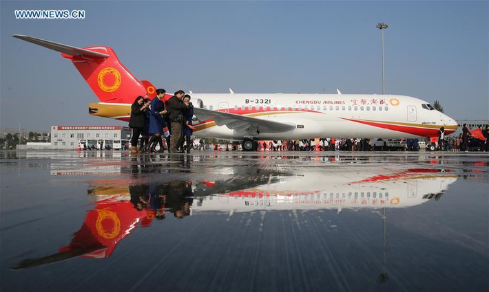 COMAC cho biết, 19 hãng hàng không đã đặt mua hơn 30 chiếc máy bay này, bao gồm cả Cộng hòa Congo đặt mua 3 chiếc.