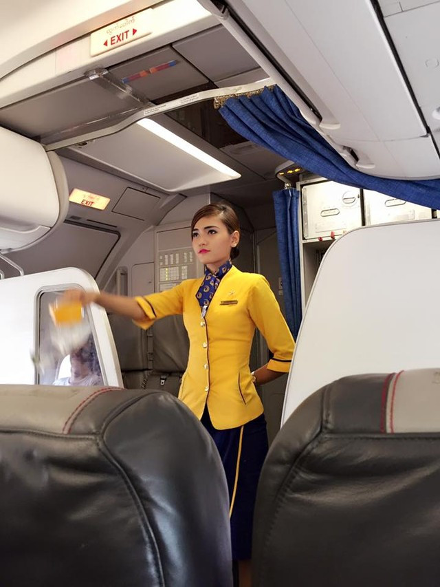 Su Myat Noe Lwin, sinh năm 1994, nữ tiếp viên xinh đẹp của hãng Golden Myanmar Airlines.