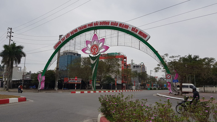 Người dân đa số ở nhà chơi tết.