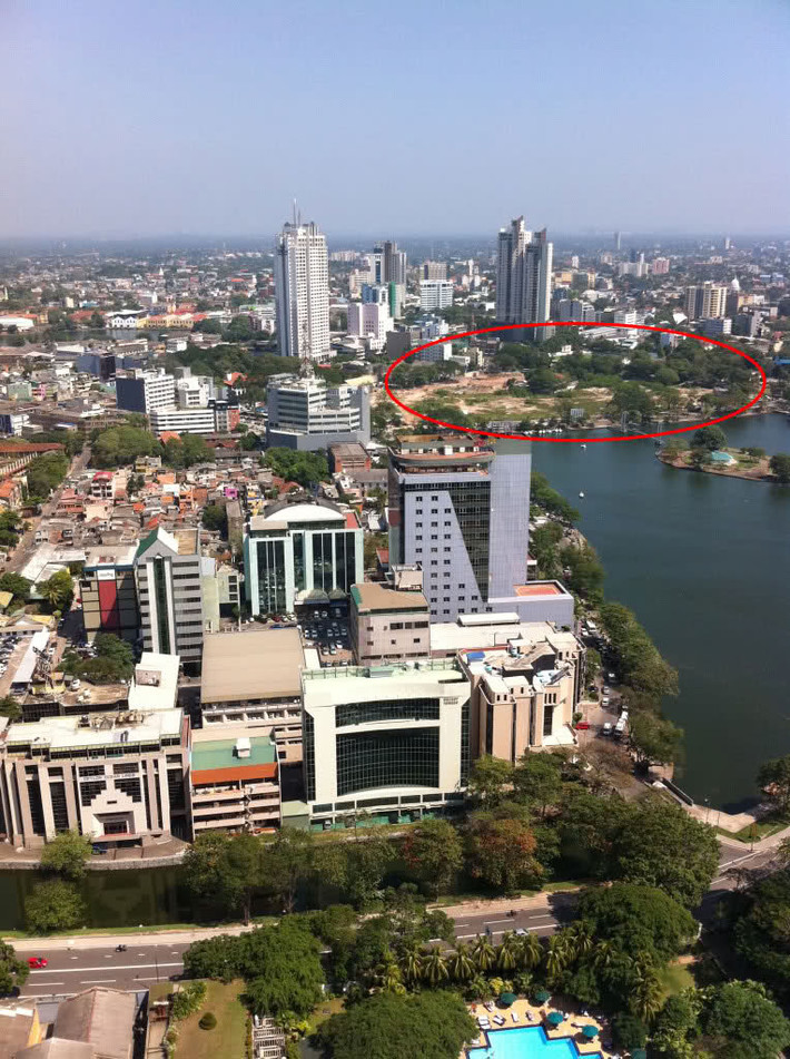 Dự án Keells City ở Colombo, Sri Lanka có tổng diện tích khoảng 400.000 m2. Trong ảnh (khoanh tròn đỏ) là khu đất xây dựng dự án.