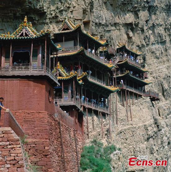 Huyền Không Tự chính là ngôi chùa duy nhất còn lại trên thế giới là sự kết hợp của 3 tôn giáo ở Trung Quốc: Phật giáo, Đạo giáo và Nho giáo.