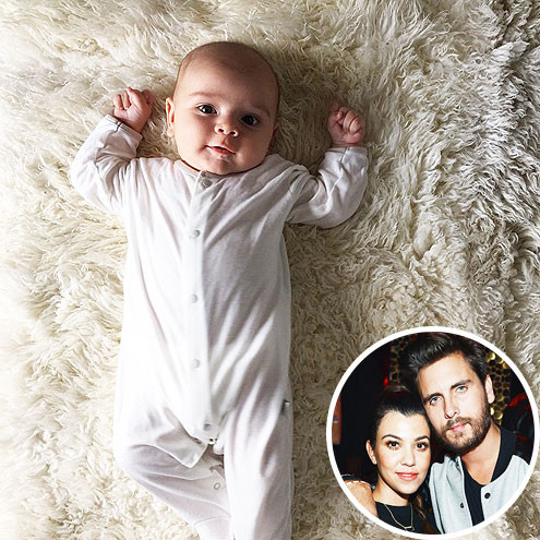 Cậu bé Reign Aston Disick, con trai thứ ba của ngôi sao truyền hình thực tế Kourtney Kardashian và Scott Disick được mẹ khoe ảnh đầu đời lúc 3 tháng tuổi.