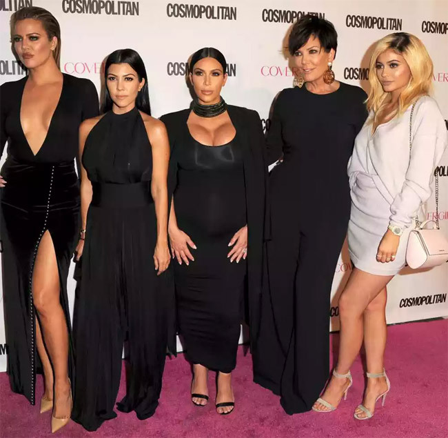 Nhiều cư dân mạng còn không tin Kylie mới 19 tuổi mà nghĩ cô đã 30 xuân xanh.