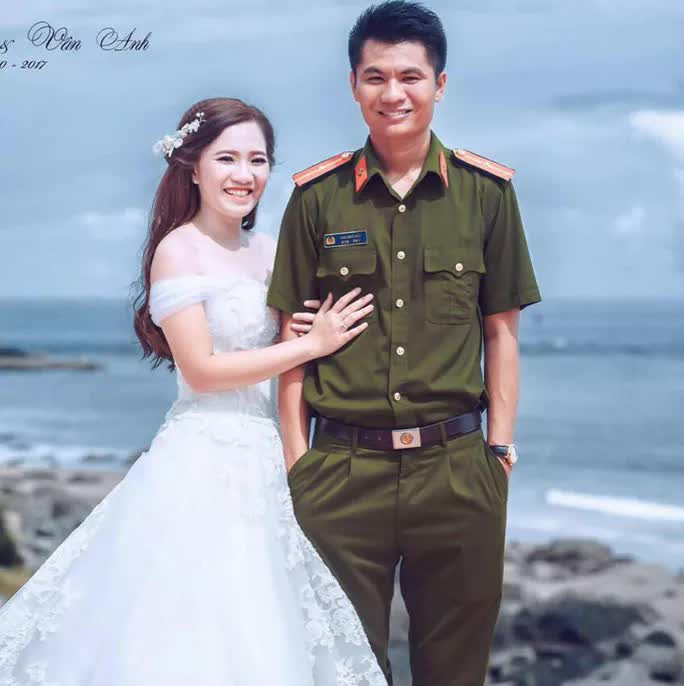 Hình ảnh trung úy Thái Ngô Hiếu cùng vợ .