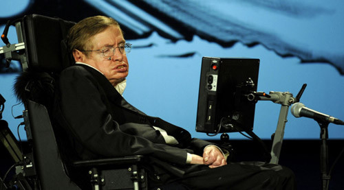 Trả lời phỏng vấn trên BBC, nhà vật lý Stephen Hawking khiến nhiều người lo lắng khi nói về tương lai của nhân loại. Theo ông, biến đổi khí hậu và xung đột sớm muộn cũng tạo ra thảm họa và nhiều lần thúc giục con người cần phải sớm rời Trái đất.