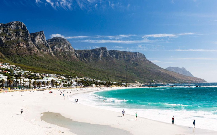 Cape Town ở Nam Phi xếp ở vị trí thứ 8 trong danh sách 15 thành phố tuyệt vời nhất thế giới của Travel & Leisure.