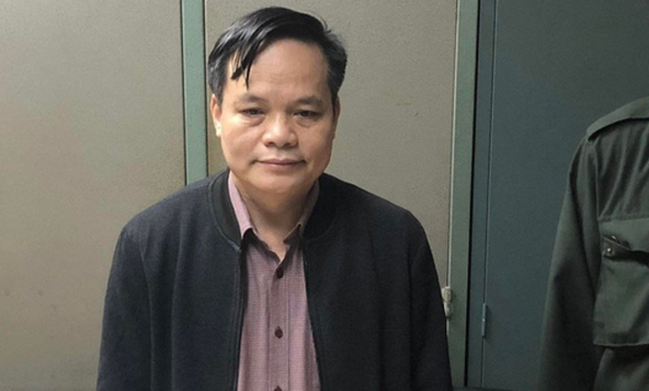 Những người này gồm: Lâm Văn Tuấn, Giám đốc CDC Bắc Giang.