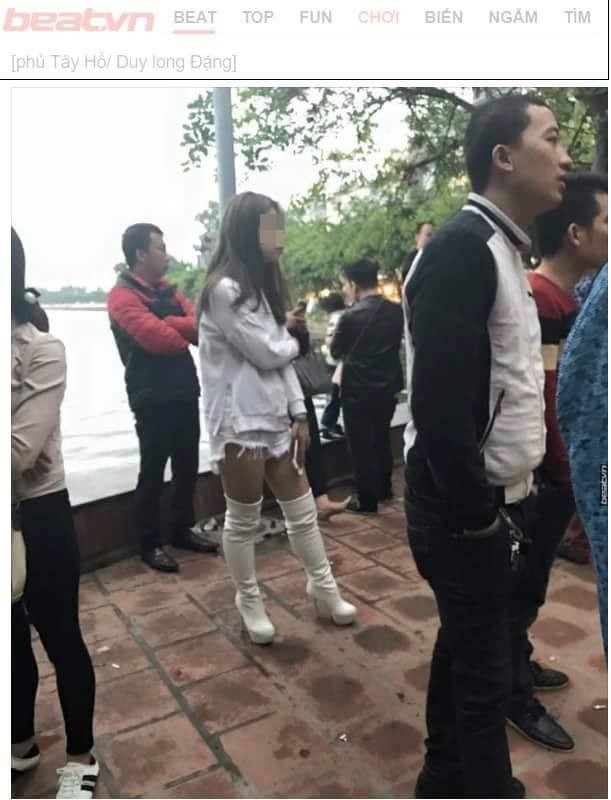 Thời trang phang thời tiết... là cách để cô gái trẻ này trở nên nổi bật giữa nhóm giới trẻ Việt.