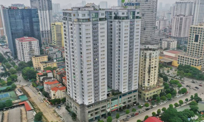 Cuối tháng 3/2017, Bộ Xây dựng cũng đã ra thông báo về việc trả lại nhà ở công vụ tại căn hộ số 505 tầng 5, tháp B, nhà chung cư CT1 - CT2, khu đô thị mới Yên Hòa, Cầu Giấy, Hà Nội đối với bà Nguyễn Thị Kim Thúy - nguyên Phó Chủ tịch Hội Liên hiệp Phụ Nữ Việt Nam do hết tiêu chuẩn ở nhà công vụ theo quy định của pháp luật về nhà ở hiện hành. Bà Thuý cũng đã có đơn đề nghị để được tiếp tục thuê căn hộ 505, tại tháp B nêu trên hết thời hạn cho thuê tối đa 5 năm (từ năm 2014 đến năm 2019) do "có khó khăn về nhà ở".