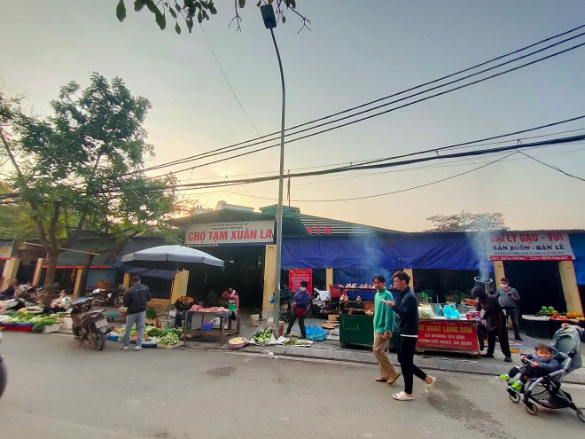 Do dự án không được triển khai, trước nhu cầu bức xúc dân sinh, tháng 4/2021, UBND quận Tây Hồ đã cho xây dựng 1 chợ tạm liền kề khu đất dự án để phục vụ nhân dân (diện tích 1.000m2, 330 ki ốt).