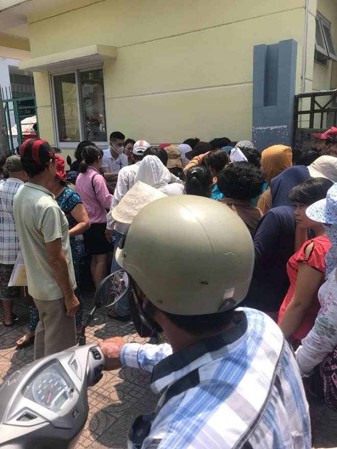 Cách đây không lâu, Noo Phước Thịnh dính vụ kiện tụng về sản phâm âm nhạc. Quản lý của nam ca sĩ cho biết họ đã liên hệ với các bầu show, đơn vị tổ chức để huỷ toàn bộ lịch diễn trong tháng 10.