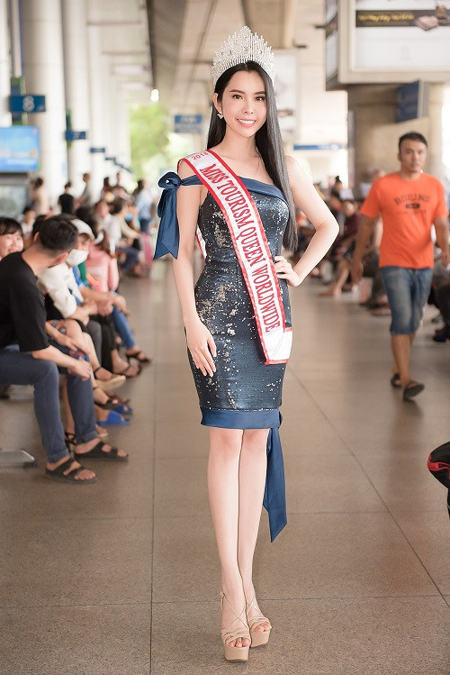 Trở về từ Miss Tourism Queen Worldwide 2018, Huỳnh Vy cũng cho biết, cô sẽ dành thời gian nghỉ ngơi vài ngày, sau đó người đẹp sẽ trở lại với lịch hoạt động của mình bao gồm các hoạt động biểu diễn và tham gia những sự kiện của làng giải trí.
