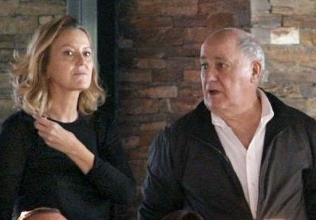 Tỷ phú Amancio Ortega - người có khả năng soán ngôi người giàu nhất thế giới của tỷ phú Bill Gates - và người vợ hai của ông, bà Flora Perez gặp nhau lần đầu tiên cách đây khoảng 20 năm, khi bà Perez đang là nhân viên tại công ty của Ortega.