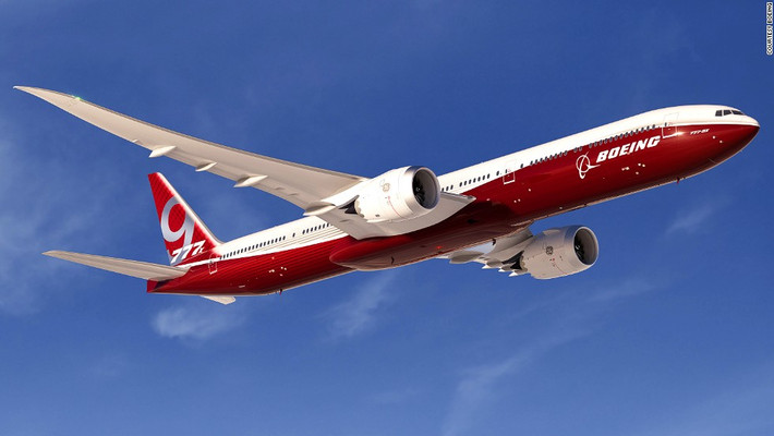 11. Boeing 777X: Điểm nổi bật nhất của chiếc 777X là lập kỷ lục về mẫu máy bay thương mại hai động cơ tiết kiệm nhiên liệu nhất trong lịch sử ngành hàng không thế giới. Theo Boeing, 777X tiết kiệm nhiên liệu hơn 12% so với các đối thủ cạnh tranh. Có được điều này là nhờ nó được chế tạo từ những loại vật liệu tổng hợp mới, cùng đôi cánh được thiết kế đặc biệt nhằm tăng tinh khí động học, giúp tiết kiệm nhiên liệu hơn.