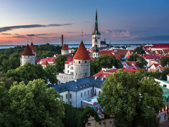 3. Tallinn, Estonia, có giá phòng khách sạn 5 sao là 160 USD/đêm.