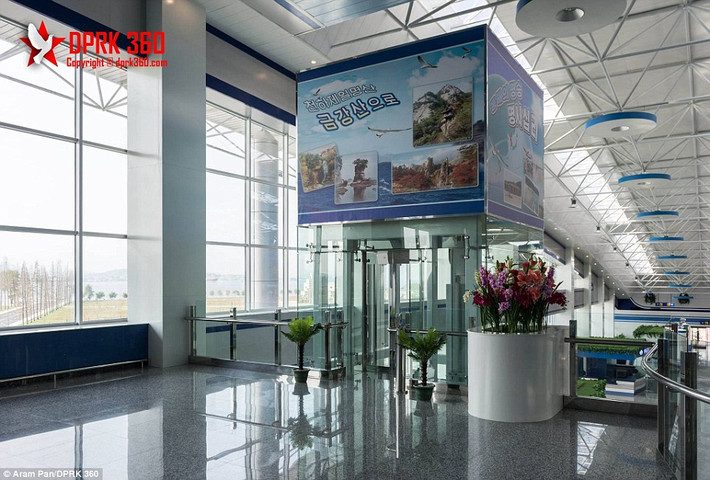 Sân bay Kalma là sân bay lớn thứ hai ở Triều Tiên với tổng chi phí xây dựng khoảng 200 triệu USD.