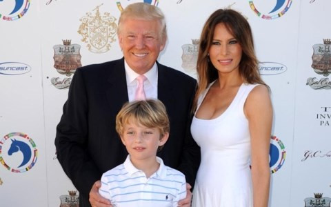 Tỷ phú Donald Trump đang là ứng cử viên "nặng ký" trong cuộc chạy đua vào Nhà Trắng. Nếu điều này thành sự thực thì người vợ xinh đẹp của ông sẽ thành Đệ nhất phu nhân Mỹ.
