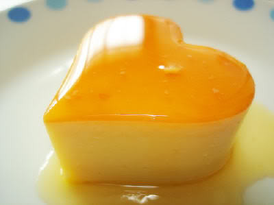 Món bánh flan sữa tươi thơm ngon, béo ngậy cực an toàn giàu dinh dưỡng và tốt cho trẻ nhỏ.