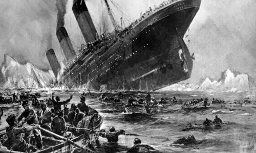 Hậu quả là hơn 1.500 người trong tổng số 2.224 hành khách và thủy thủ đoàn trên tàu Titanic thiệt mạng.