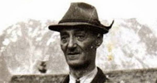 Sau cùng, Dirlewanger - chỉ huy đơn vị gồm toàn những tên tội phạm của Hitler - bị Quân đội Tự do Pháp ở Đức bắt. Y bị một người lính Ba Lan giết chết trong lúc giam giữ ngày 5/6/1945. Mời quý độc giả xem video: Tiếp tục truy tìm tội phạm chiến tranh thời phát xít Đức (nguồn: VTC14)