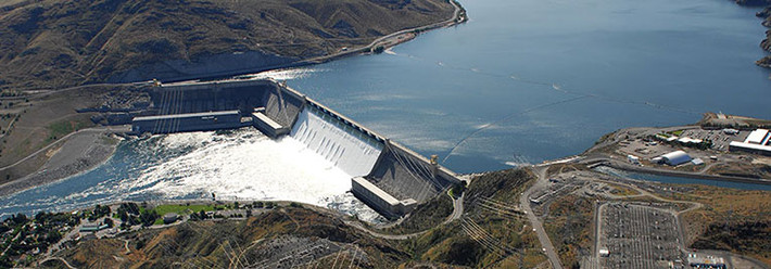 2. Đập Grand Coulee là một đập thủy điện trọng lực trên sông Columbia nằm ở bang Washington, Mỹ. Công trình này được xây dựng từ năm 1933 - 1942.