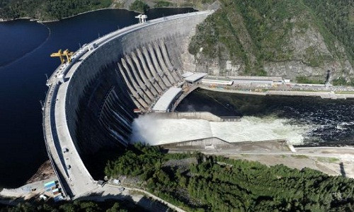 1. Đập Sayano-Shushenskaya nằm trên sông Yenisei, gần Sayanogorsk, Nga là một trong những đập thủy điện nổi tiếng nhất thế giới. Đập thủy điện này là nhà máy điện lớn nhất ở Nga và là nhà máy thủy điện lớn thứ 6 trên thế giới.