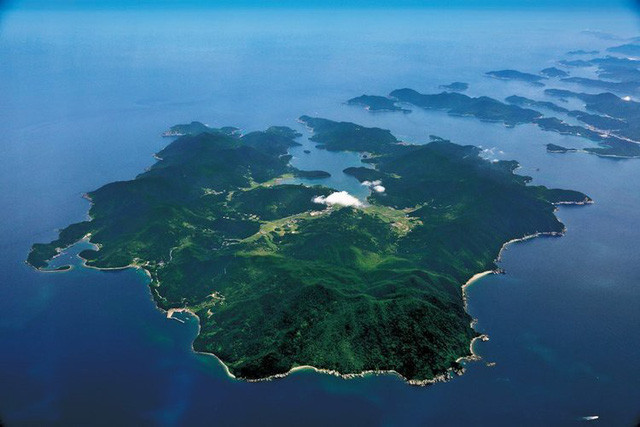 Đảo Kyushu nằm ở tỉnh Nagasaki, Nhật Bản được xây dựng bởi những người định cư Ki-to giáo đầu tiên ở Nhật Bản giữa thế kỉ 16 -19.