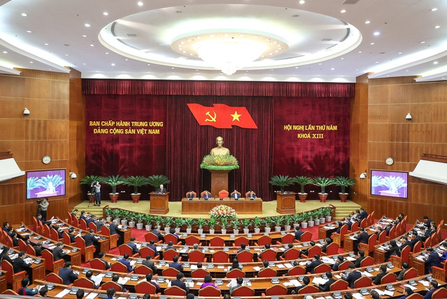 Trước đó, tại Hội nghị lần thứ 5 Ban Chấp hành Trung ương Đảng khóa XIII đã thống nhất thành lập Ban Chỉ đạo phòng, chống tham nhũng, tiêu cực cấp tỉnh để chỉ đạo thực hiện thống nhất, toàn diện và hiệu quả công tác phòng, chống tham nhũng, tiêu cực ở tất cả các địa phương.