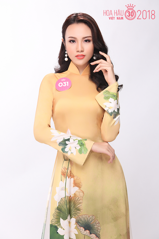 Cùng ngắm nhan sắc các thí sinh Hoa hậu Việt Nam 2018 trong tà áo dài truyền thống.
