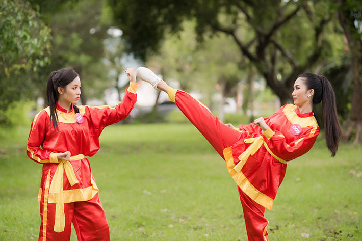 Thí sinh Lê Thanh Thủy với kinh nghiệm 5 năm học võ cổ truyền chia sẻ: “Em cảm thấy rất thú vị về buổi học. Được học võ cùng các bạn, cảm giác quen thuộc lại ùa về, em nhớ về những ngày từng học võ với tâm trạng háo hức và đầy năng lượng”.