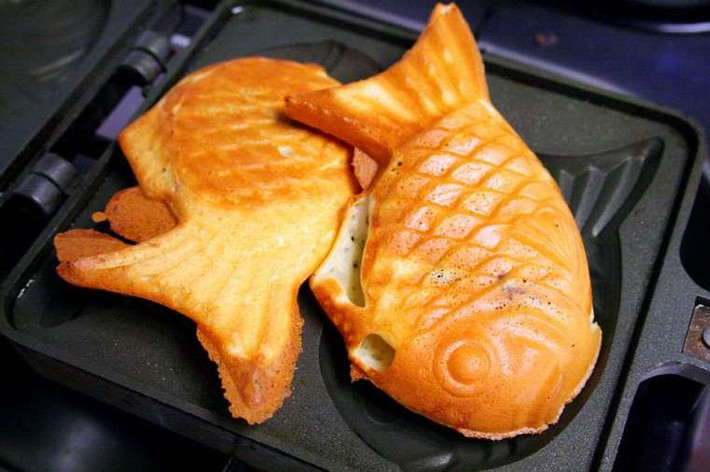 Bánh cá nhân đậu đỏ (Boong-uh-ppang) là một trong những món ăn đại diện nét truyền thống của nền ẩm thực Hàn Quốc.
