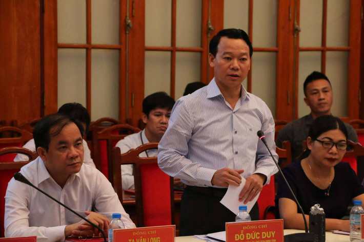 “ Chúng tôi sẽ tổ chức cuộc họp của UBND tỉnh Yên Bái để lên kế hoạch thực hiện những công việc có liên quan. Chúng tôi ghi nhận sự tích cực của các cơ quan báo chí trong thời gian qua sát cánh đưa tin những vấn đề làm được của Yên Bái, đồng thời nêu lên những vấn đề hạn chế để chúng tôi xử lý. Ngay sau khi có kết quả xử lý kỷ luật các cán bộ sai phạm được chỉ ra trong kết luận thanh tra thì chúng tôi sẽ công khai với các cơ quan thông tấn báo chí”- ông Duy nhấn mạnh. Sau buổi công bố kết luận thanh tra, UBND tỉnh Yên Bái đã họp kín để đánh giá tình hình và bàn phương hướng xử lý trách nhiệm của những tập thể, cá nhân liên quan.
