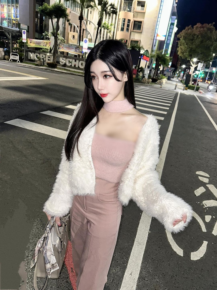 Các fan hâm mộ của hot girl Mễ Ưu hi vọng cô nàng luôn duy trì được phong độ và khí chất đỉnh cao này.