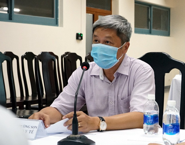 Ông Nguyễn Trường Sơn sinh năm 1964, theo quy định hiện hành về tuổi nghỉ hưu, đến 2025 ông Sơn mới nghỉ hưu. Tuy nhiên, ông Sơn đã nhiều lần nộp đơn xin nghỉ việc, lần gần đây nhất là đầu tháng 6/2022 và đã được các cơ quan chức năng xem xét. Hiện ông Sơn đang trong quá trình điều trị bệnh và vừa trải qua ca phẫu thuật tại Bệnh viện Chợ Rẫy, TP HCM.