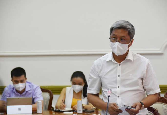 Tuy nhiên, trong quá trình công tác, Thứ trưởng Nguyễn Trường Sơn hai lần bị Ủy ban Kiểm tra Trung ương kỷ luật. Trong đó, tháng 11/2021 bị khiển trách liên quan sai phạm tại Cục Quản lý Dược và hai tháng sau bị Thủ tướng khiển trách về mặt hành chính. Tháng 5/2022 ông bị Ủy ban Kiểm tra Trung ương cảnh cáo liên quan sự việc tại Công ty Việt Á.