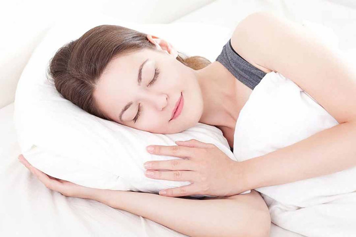 Một giấc ngủ ngon có thể loại bỏ mệt mỏi, giúp hoạt động thần kinh não bộ, nội tiết, trao đổi chất, hoạt động tim mạch, chức năng tiêu hóa, chức năng hô hấp,...được nghỉ ngơi, thúc đẩy sự tăng trưởng và phát triển của các mô cơ thể và tự phục hồi, tăng cường chức năng miễn dịch, nâng cao khả năng chống lại bệnh tật.