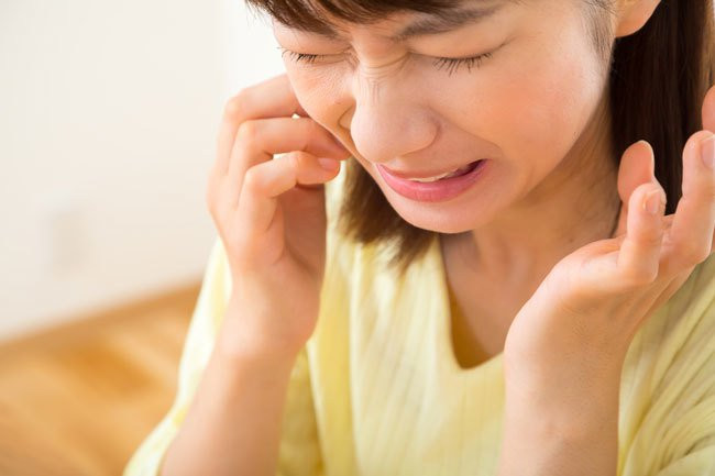 Loét ung thư thường thấy ở "tam giác hiểm" trong miệng, đó là bụng lưỡi, mép lưỡi, đáy miệng và phức hợp vòm miệng mềm. Loại loét này nhìn chung là một vị trí đơn lẻ, cố định, lâu ngày không khỏi.