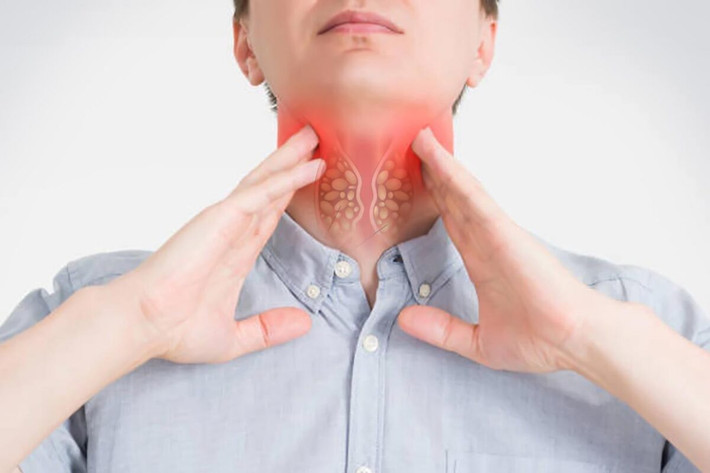 Tuy nhiên, nếu như chú ý đến các tín hiệu của cơ thể, vẫn có thể tầm soát ung thư thực quản kịp thời. Điều trị sớm sẽ cho hiệu quả khả quan. Chính vì vậy, khi thấy 6 dấu hiệu này, lập tức đi khám ngay nhé.