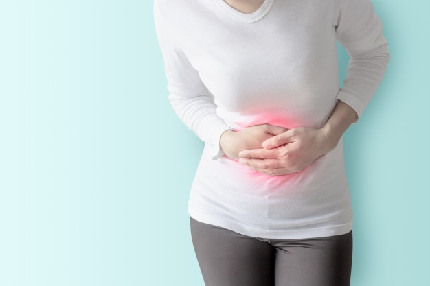 1. Duy trì thói quen ăn uống lành mạnh: Ăn nhiều khoai lang, ngô, trái cây, rau tươi và các loại thực phẩm giàu carbohydrate và chất xơ thô khác. Những thực phẩm này sẽ lưu lại trong ruột một thời gian ngắn, thúc đẩy nhu động ruột.