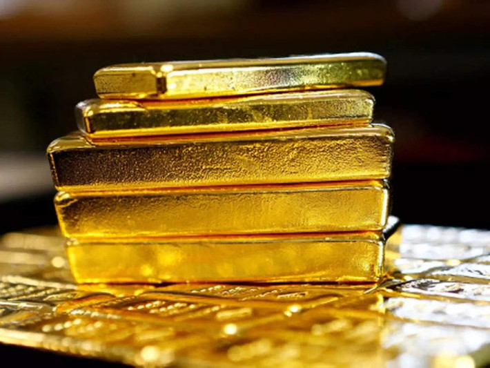 Như vậy, đồng tiền chung của khối BRICS sẽ có giá trị cố định bằng vàng. Trong khi đó, giá trị đồng đô la của kim loại quý sẽ được thả nổi. Nếu giá vàng tăng theo đồng đô la, giá trị của một BRICS sẽ tăng so với đồng đô la.