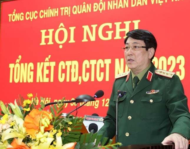 Từ năm 2003 đến 2006, ông giữ chức Phó Tư lệnh về Chính trị, Bí thư Đảng ủy Quân đoàn 2. Đầu năm 2006, ông được thăng quân hàm Thiếu tướng và làm Chính ủy Quân đoàn 2. Tháng 8/2009, ông được thăng quân hàm Trung tướng, giữ chức Chính ủy Quân khu 3; Ủy viên Trung ương Đảng khóa XI, Ủy viên Quân ủy Trung ương, Bí thư Đảng ủy Quân khu 3.
