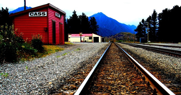 4. Cass, New Zealand: Cass nằm ở khu vực Canterbury thuộc Đảo Nam của New Zealand. Hiện nơi này cũng là một thành phố có duy nhất một cư dân sinh sống. Ảnh: Therichest.