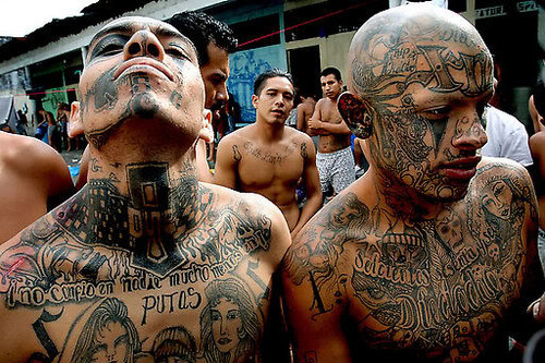 MS-13 đang phát triển mạnh và tinh vi hơn, do đó các cô gái trẻ và gia đình càng nên cẩn trọng hơn để tránh bị mắc bẫy. Ảnh: Poplyft.