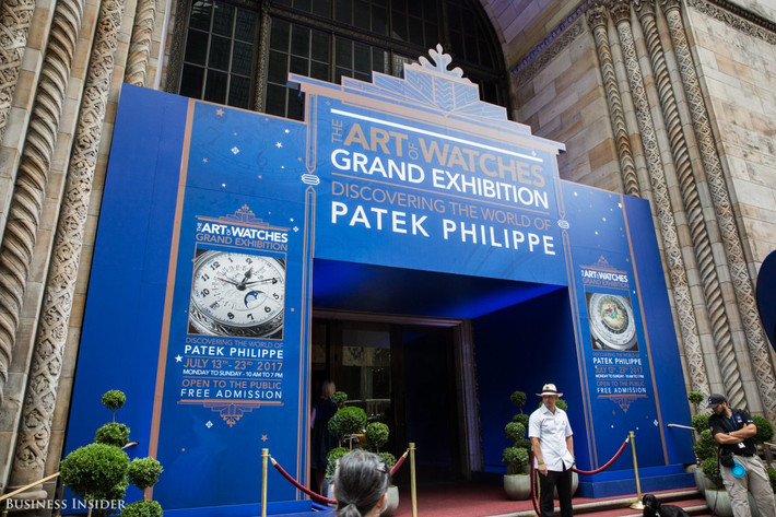 Larry Pettinelli, chủ tịch Patek Philippe tại Mỹ, cho hay: "Khách tham quan đi qua các căn phòng trưng bày sản phẩm khác nhau để có những trải nghiệm khác biệt". Ảnh: BI.
