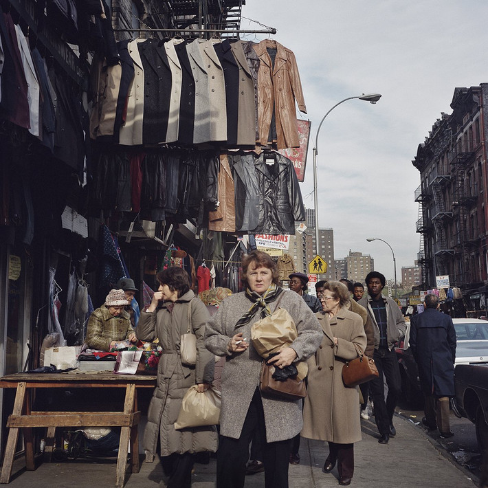 Thành phố New York những năm 1980 khá khác so với thành phố chúng ta biết ngày nay. Delaney bắt đầu chuyến đi một tuần đến New York vào giữa những năm 1980.