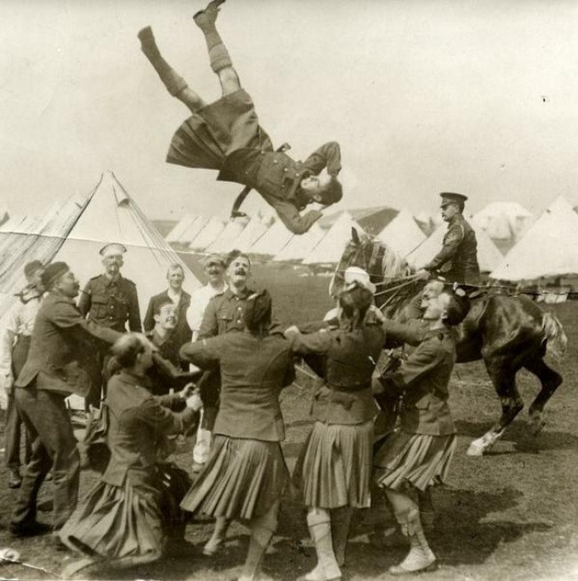 Binh lính Scotland, chụp năm 1916.