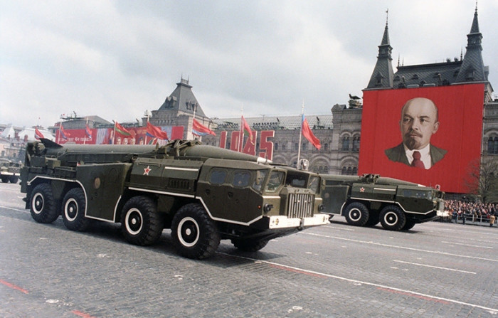 Chiếc MAZ-543 đầu tiên được sản xuất vào năm 1962 nhưng đến năm 1965, người ta mới thấy nó xuất hiện tại cuộc diễu binh tại Quảng trường Đỏ. Ảnh: ER.