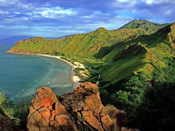 Khi đến Đông Timor, du khách có cơ hội lặn biển, xem cá voi, thư giãn trên bãi biển...