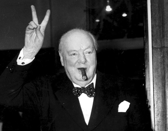Những thông tin mật này được giao trực tiếp cho Thủ tướng Anh khi ấy là Winston Churchill.