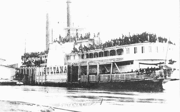 Đa số hành khách có mặt trên tàu Sultana là binh sĩ liên minh quê ở Ohio được phóng thích. Chính phủ Hoa Kỳ đã kí hợp đồng thuê tàu hơi nước Sultana chở những tù nhân chiến tranh về nhà. Tuy nhiên, nhiều người trong số này đã không thể trở về với gia đình.